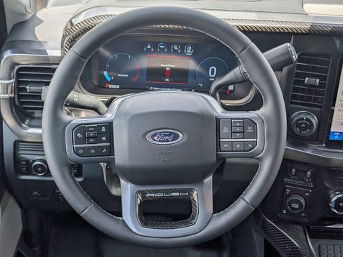 New 2026 Ford F250 Lariat w/ Black Appearance Package AWD/4WD image 16