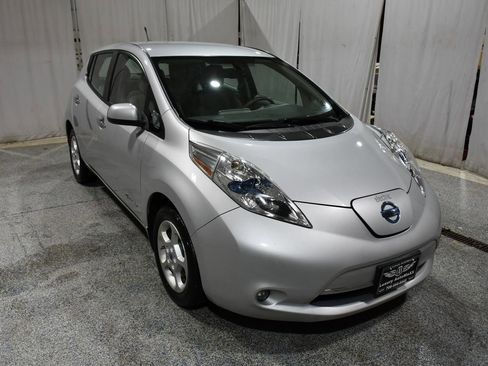 Used 2013 Nissan Leaf S w/ Charger Pkg image 3