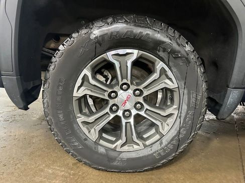 Used 2020 GMC Sierra 1500 SLE w/ X31 Off-Road Package AWD/4WD image 37
