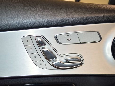 Certified 2022 Mercedes-Benz GLC 300 image 19