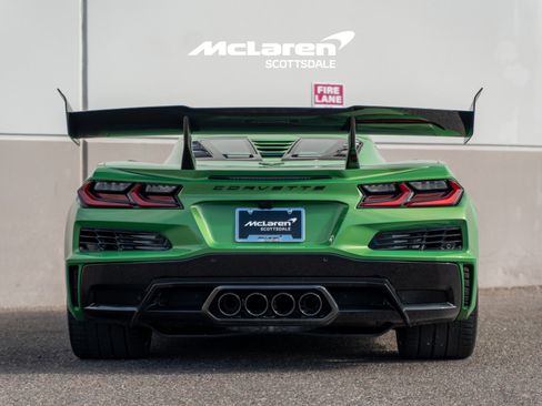 Used 2026 Chevrolet Corvette ZR1 w/ ZR1 Carbon Fiber Aero Package image 6