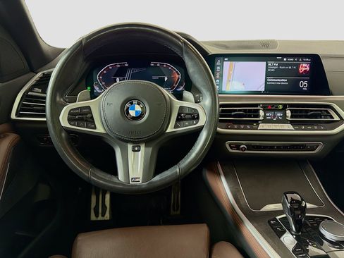 Used 2022 BMW X5 xDrive40i w/ M Sport Package AWD/4WD image 26