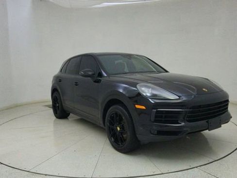 Used 2019 Porsche Cayenne image 61