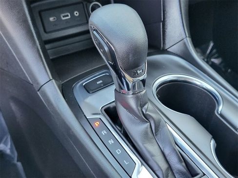 Used 2023 Chevrolet Equinox LT w/ LPO, Floor Liner Package image 23