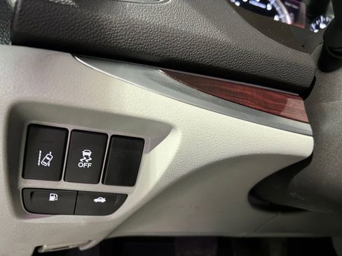 Used 2015 Acura TLX V6 w/ Technology Package FWD image 37