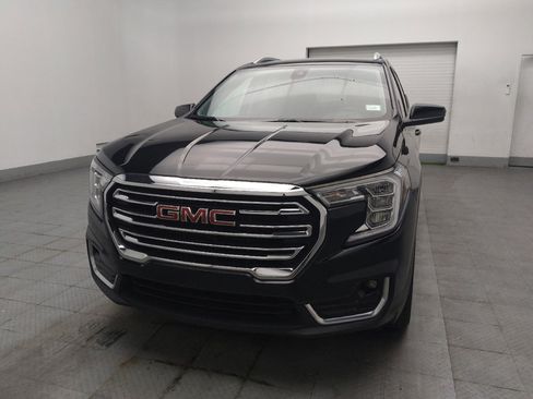 Used 2024 GMC Terrain SLT AWD/4WD image 15