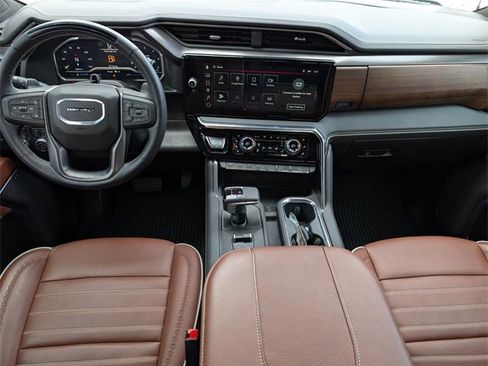 Used 2025 GMC Sierra 1500 Denali Ultimate image 27
