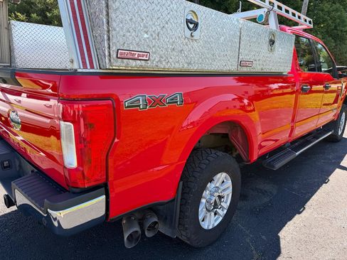 Used 2017 Ford F250 XLT w/ XLT Value Package AWD/4WD image 17
