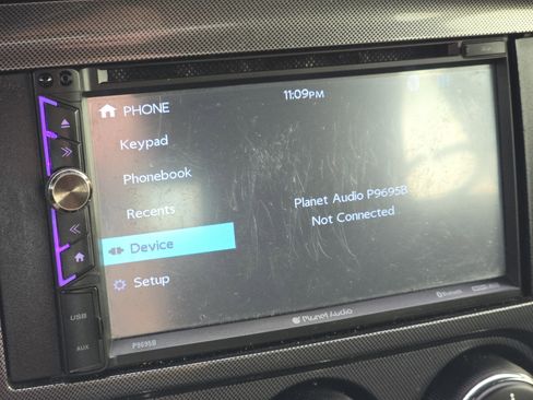 Used 2010 Dodge Challenger R/T image 6