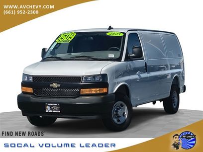New 2025 Chevrolet Express 2500