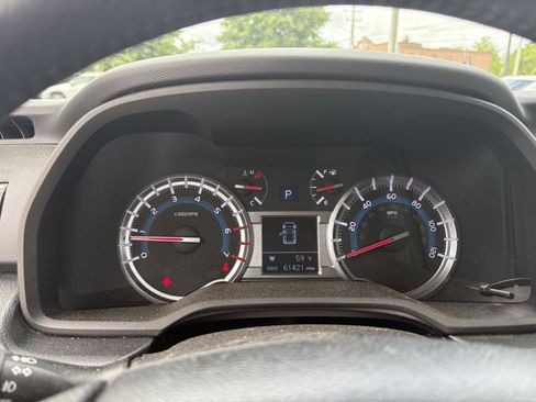 Used 2019 Toyota 4Runner Limited AWD/4WD image 13