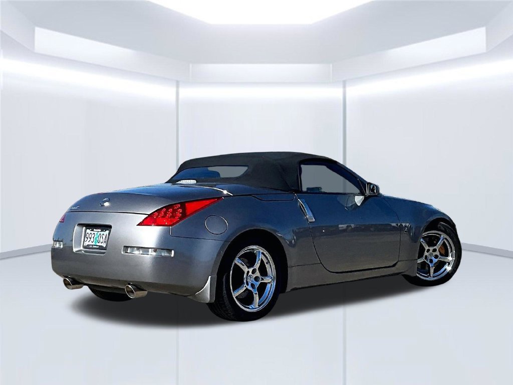 Used 2008 Nissan 350Z Grand Touring RWD image 14