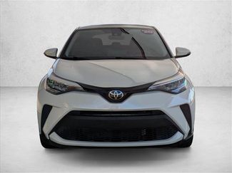 Used 2020 Toyota C-HR LE video 2
