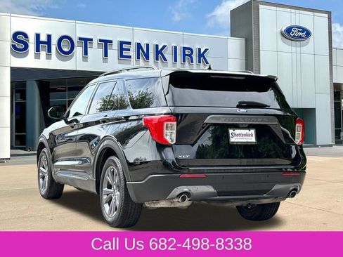 Used 2023 Ford Explorer XLT w/ Equipment Group 202A RWD image 6