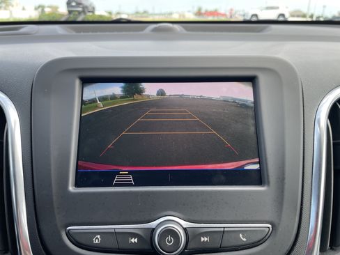 Used 2021 Chevrolet Equinox LT AWD/4WD image 13