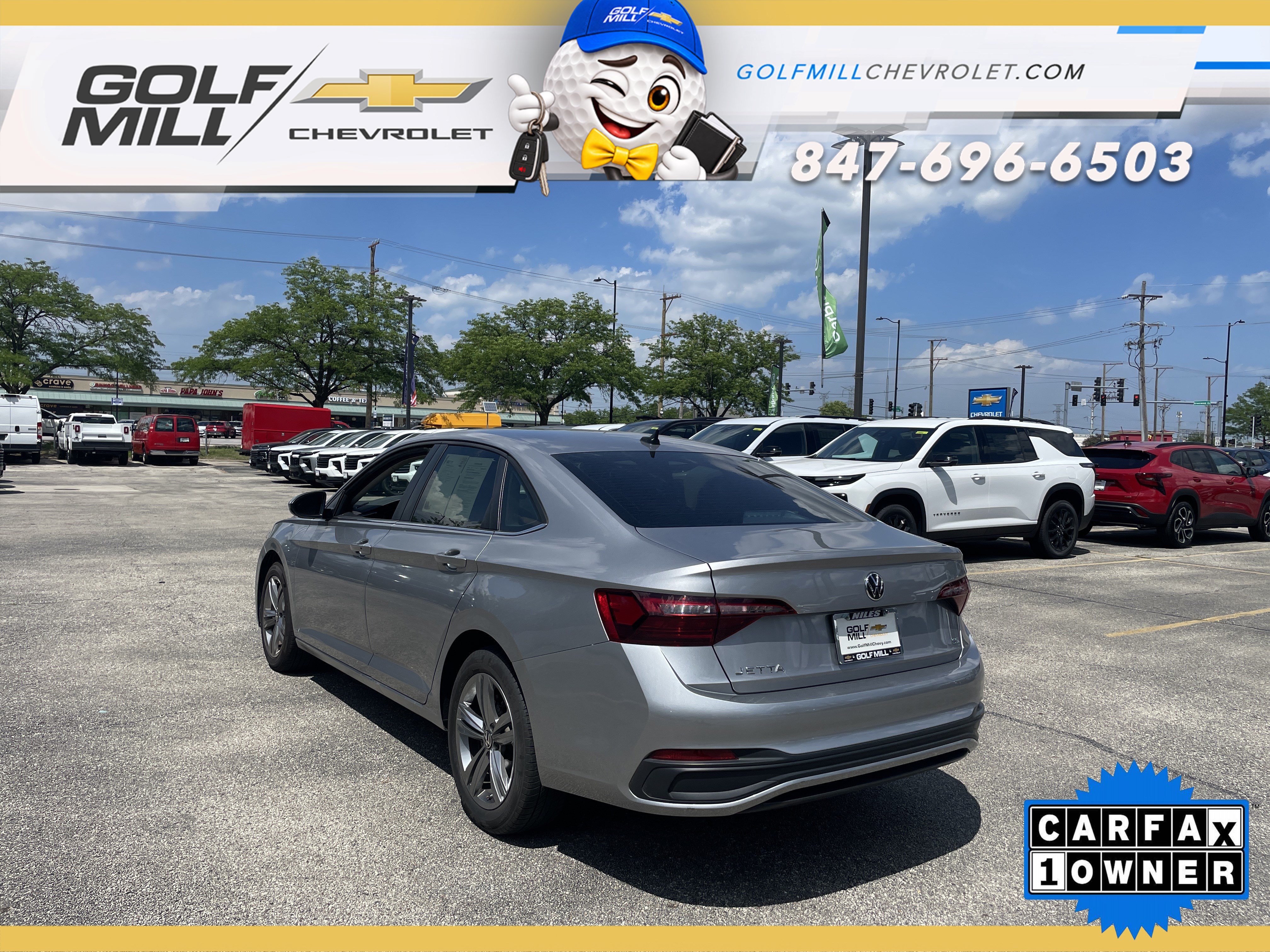 Used 2024 Volkswagen Jetta SE FWD image 9