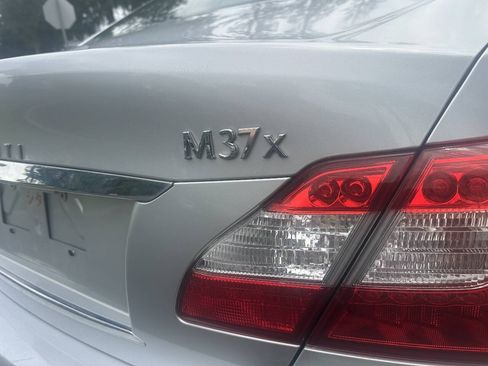 Used 2011 INFINITI M37 x w/ Premium Pkg AWD/4WD image 7