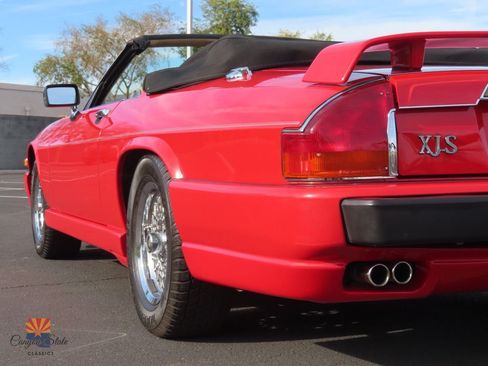 Used 1990 Jaguar XJS V12 Convertible image 25