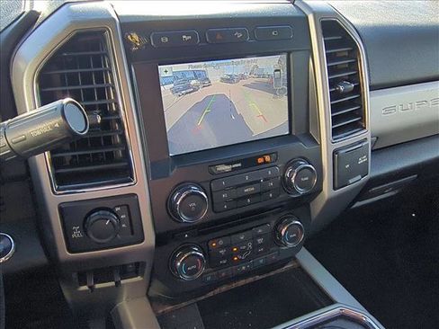 Used 2018 Ford F350 Lariat w/ Lariat Ultimate Package image 12