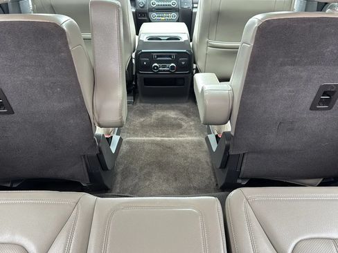 Used 2018 Ford Expedition Limited w/ Equipment Group 302A AWD/4WD image 49