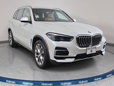 Certified 2023 BMW X5 xDrive40i w/ Premium Package AWD/4WD image 3