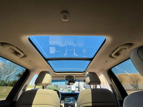 Used 2021 Jeep Grand Cherokee L Limited image 25