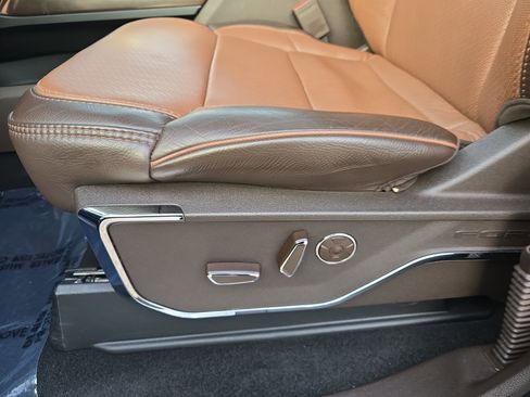 Used 2024 Ford F150 King Ranch w/ FX4 Off-Road Package image 30