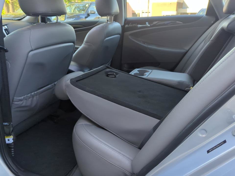 Used 2013 Hyundai Sonata Limited w/ Premium Pkg FWD image 15