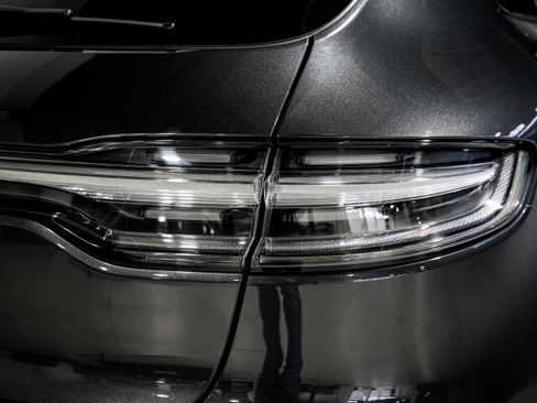 Used 2021 Porsche Macan GTS image 43