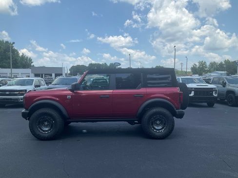 New 2025 Ford Bronco Big Bend w/ Black Diamond Package AWD/4WD image 8