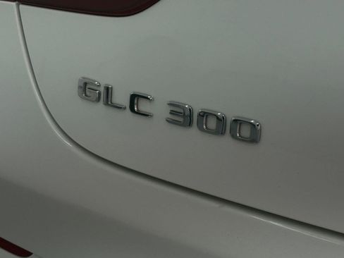 Certified 2022 Mercedes-Benz GLC 300 GLC 300 image 21
