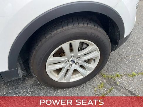 Used 2019 Ford Explorer XLT w/ Class III Trailer Tow Package AWD/4WD image 3