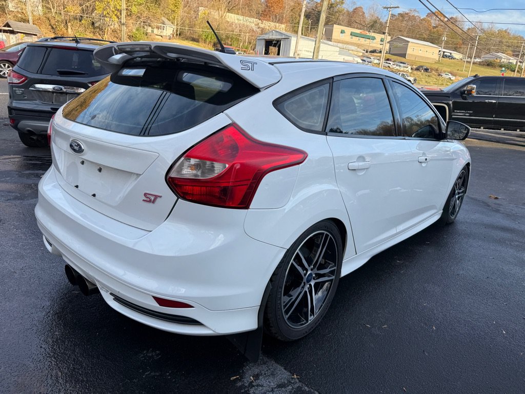 Used 2014 Ford Focus ST FWD image 1