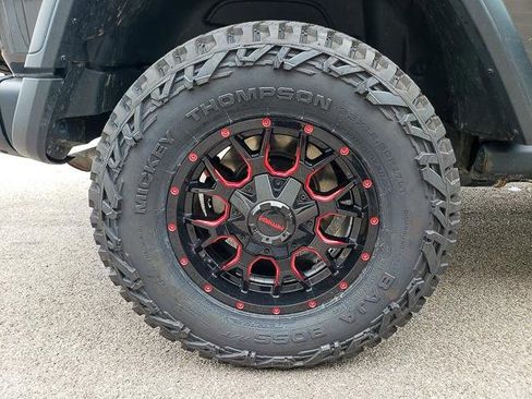 Used 2019 Jeep Wrangler Unlimited Rubicon image 27