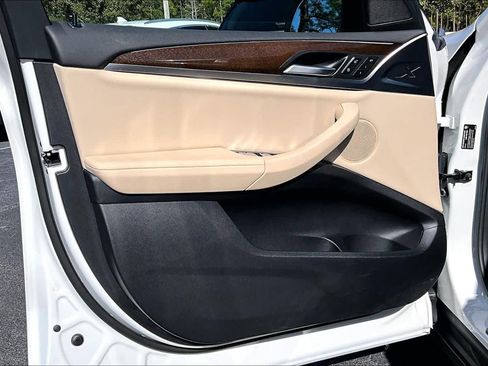 Certified 2023 BMW X3 sDrive30i w/ Premium Package image 21