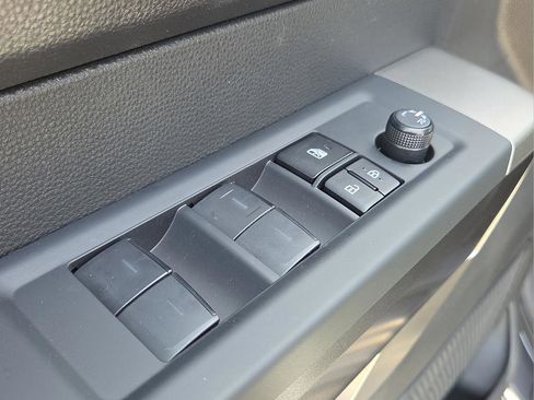New 2026 Toyota Tundra SR5 AWD/4WD image 18