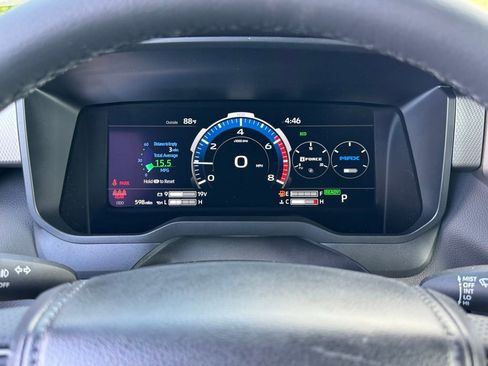 Used 2025 Toyota Tundra Limited image 26