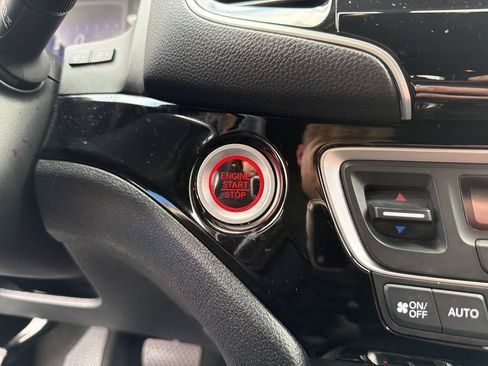 Used 2022 Honda Pilot Black Edition image 37