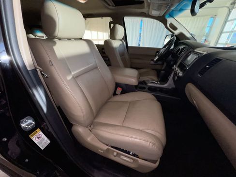 Used 2015 Toyota Sequoia Limited AWD/4WD image 26