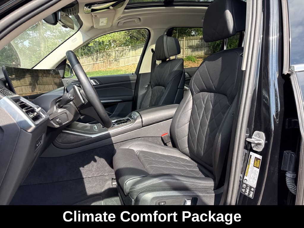 Used 2025 BMW X7 xDrive40i AWD/4WD image 12