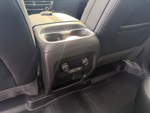 New 2026 Chevrolet Traverse Z71 image 23