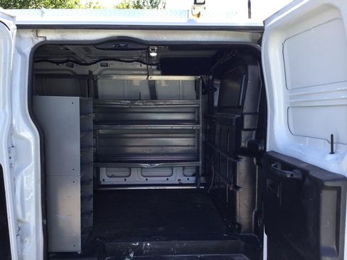 Used 2019 Ford Transit 250 130 Low Roof RWD image 20