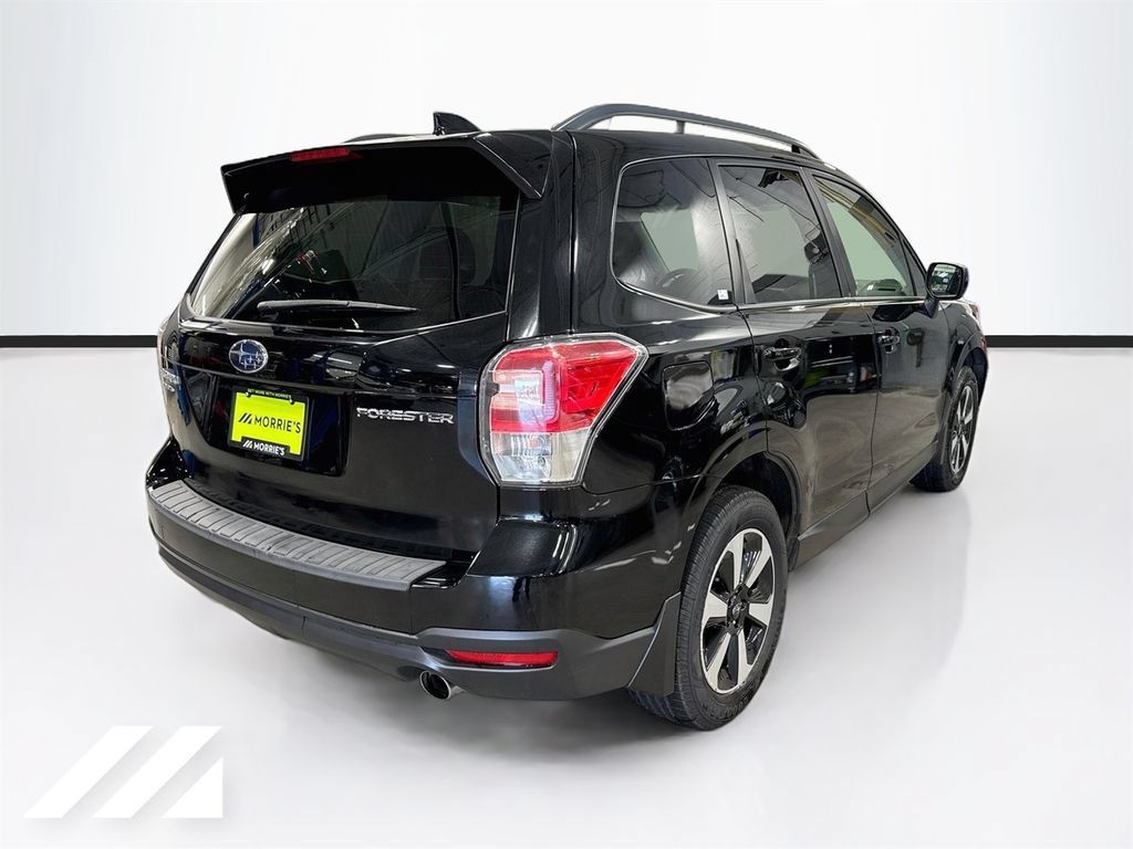 Used 2018 Subaru Forester 2.5i Premium w/ All-Weather Package AWD/4WD image 5
