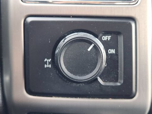 Used 2018 Ford F150 Platinum w/ Equipment Group 701A Luxury RWD image 19