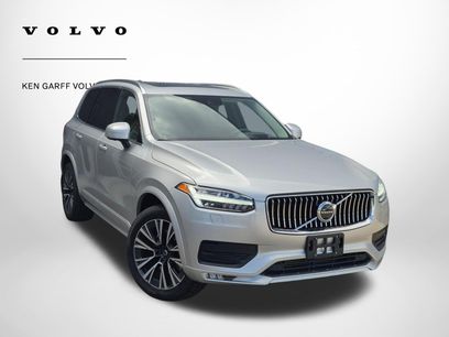 Used 2021 Volvo XC90 T5 Momentum w/ Advanced Package