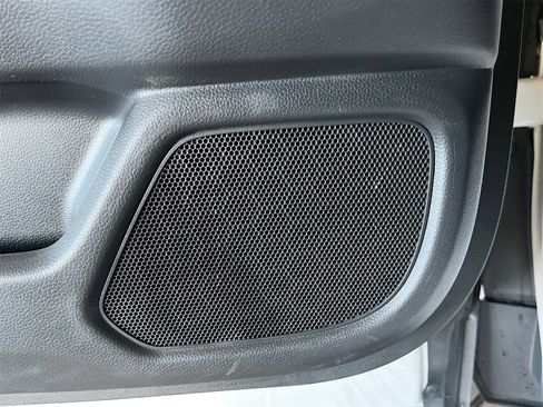 Used 2025 Honda Pilot Elite image 19