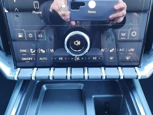 New 2026 GMC Acadia AT4 w/ Super Cruise Package image 32