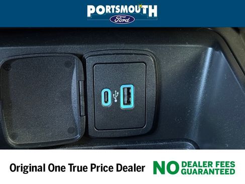 Certified 2024 Ford Bronco Black Diamond image 11