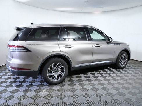 Certified 2021 Lincoln Aviator AWD w/ Elements Package image 8