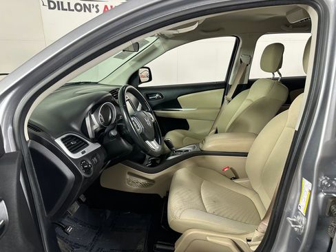 Used 2018 Dodge Journey SXT w/ Safe & Sound Group FWD image 14